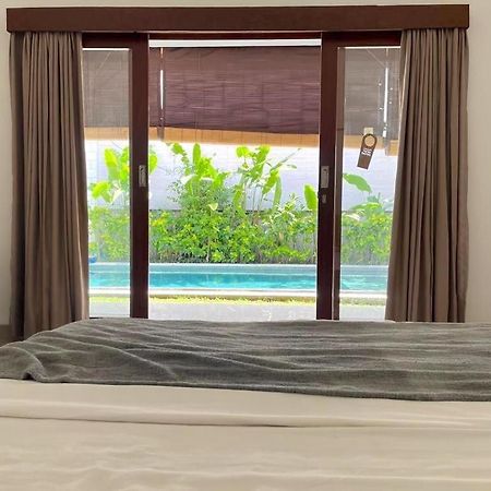 Heart Of Canggu - Villa Embra Buitenkant foto